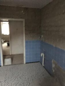 Hofer Montagen Bad vorher