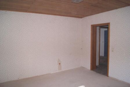 Hofer Montagen Baustellenbild vor der Renovierung